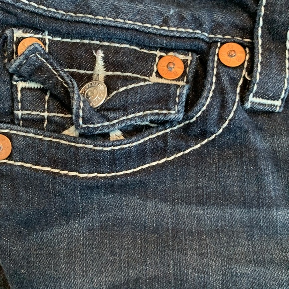 True Religion | dark wash |boot cut white stitching size 29” like new! - Picture 4 of 5